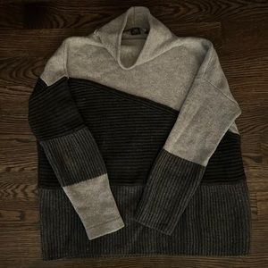 French Connection sweater XS